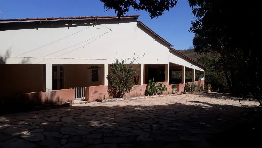 Chácara com piscina
