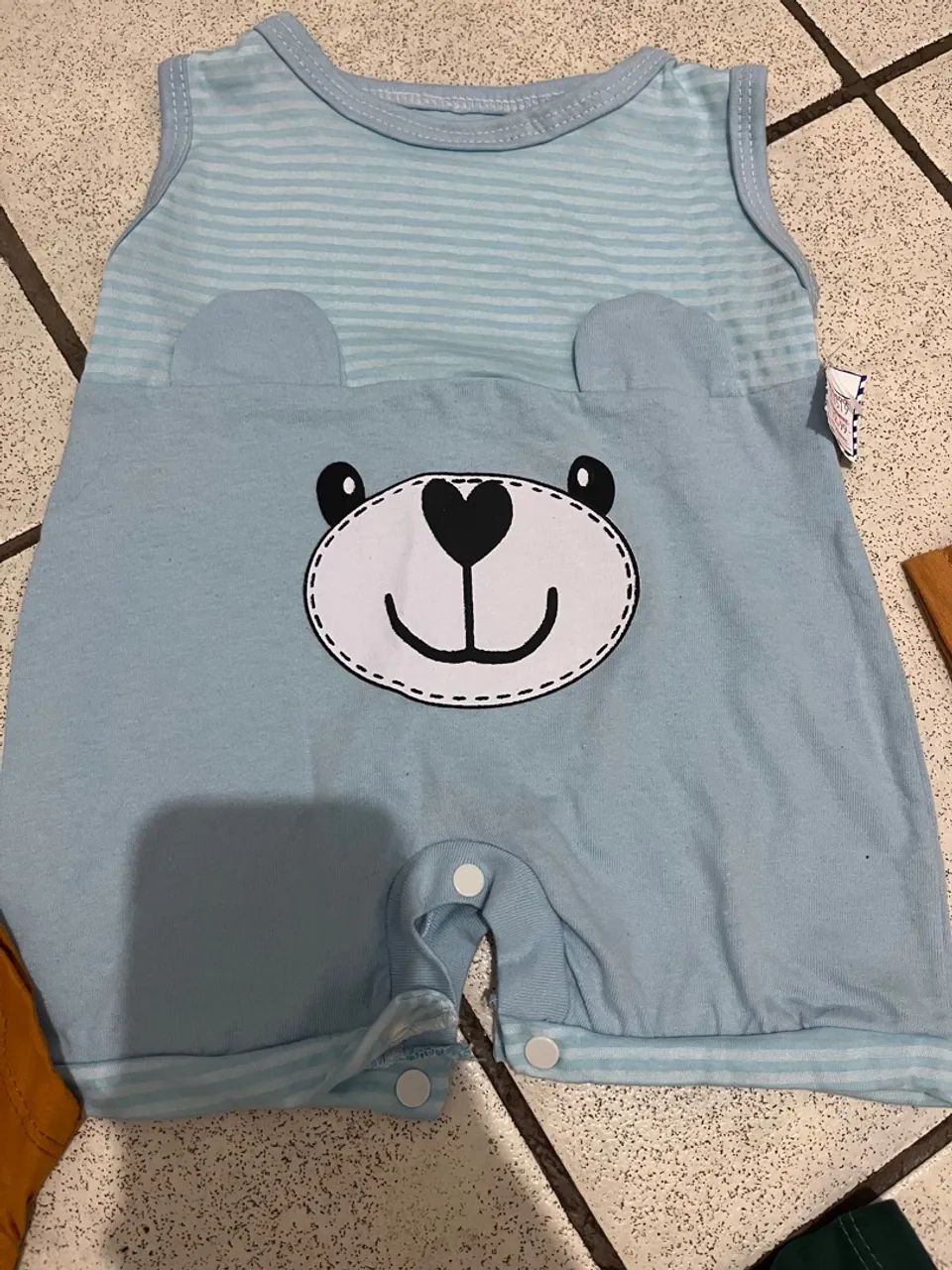 vendo conjuntos para bebês a partir de 3 meses  - Foto 2