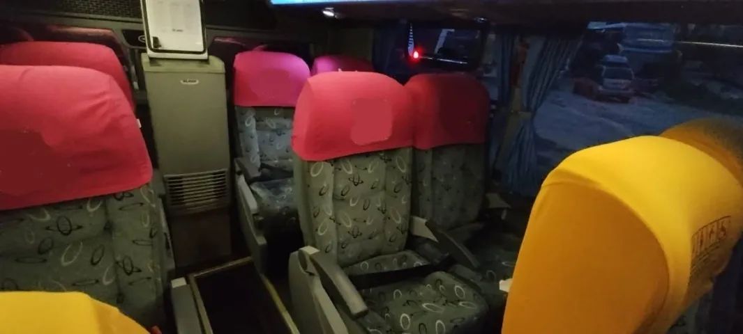 ÔNIBUS RODOVIÁRIO DE TURISMO COMIL CAMPIONE DD VOLVO B 450R 8×2 - ANO/MODELO: 2014/2014 - Foto 8