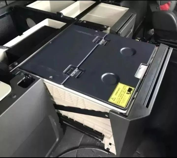 Volvo Fh 460 6x2 globetrotter 2024 - Foto 9