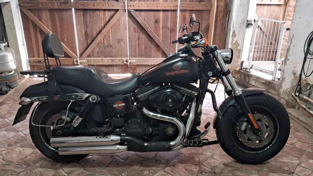 FAT BOB 2017 PRETO FOSCO - Foto 2