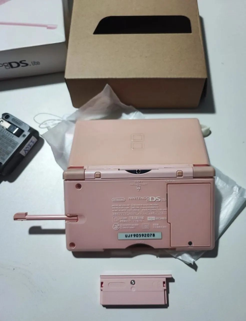 Nintendo DS lite rosa completo, serial batendo, item de coleção, aceito cartao - Foto 3