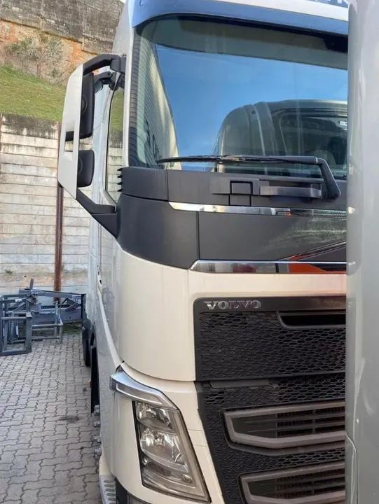 Volvo Fh 460 6x2 globetrotter 2024 - Foto 2