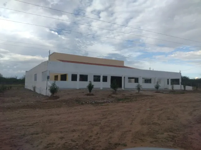 Vendo ponto comercial na Br 230 próximo a soledade com 03 hequitares de terra.