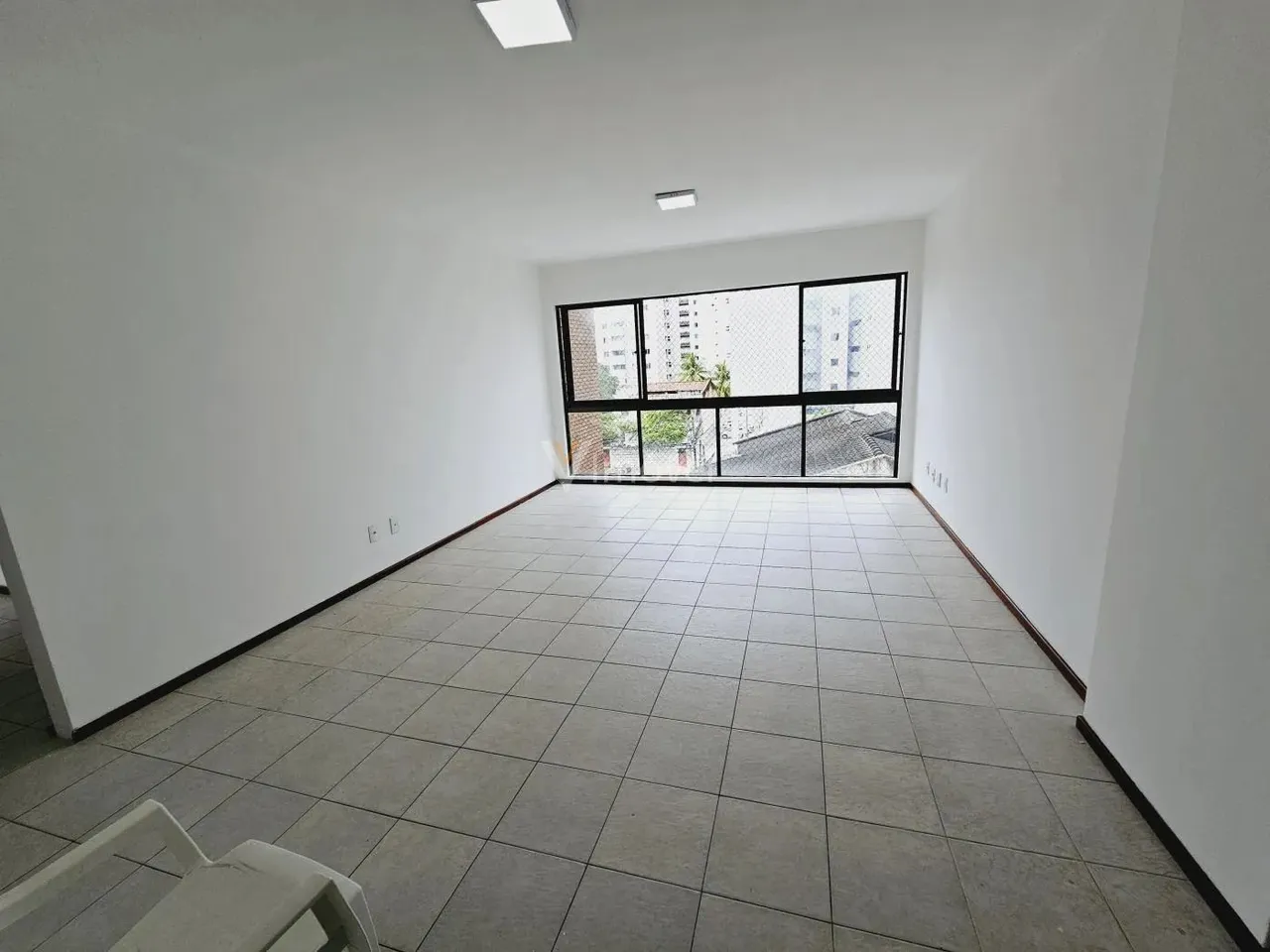 Apartamento para Venda em Maceió, Ponta Verde, 3 dormitórios, 1 suíte, 3 banheiros, 2 vaga