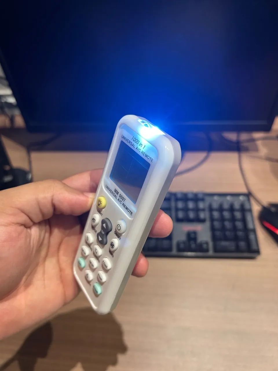 CONTROLE DE AR CONDICIONADO UNIVERSAL