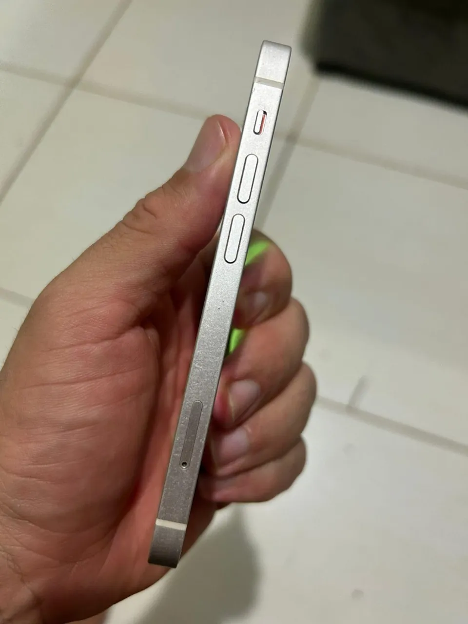 iPhone 12 mini intacto de 64gb