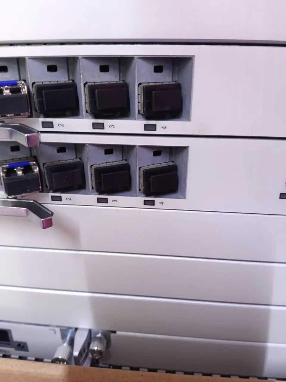 OLT ZTE C650 - Foto 3