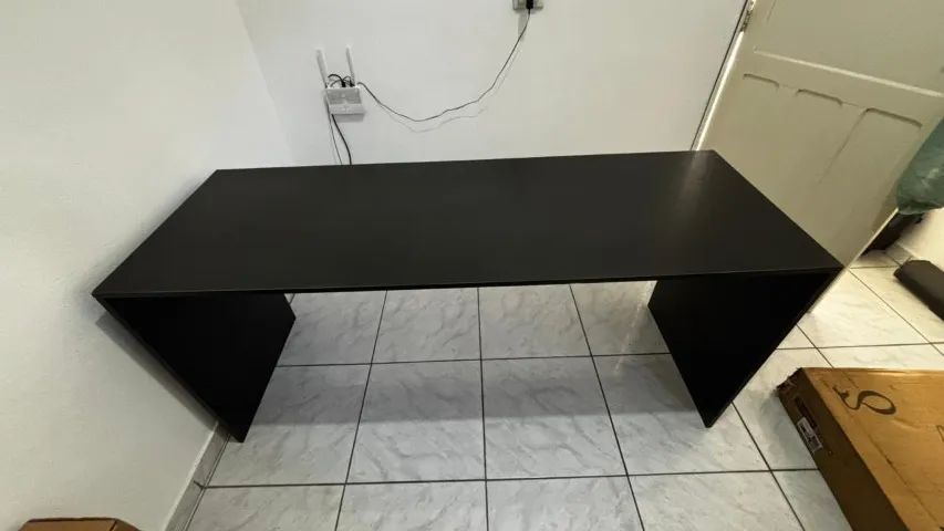 MESA PARA ESCRITÓRIO 1,60 X 0,60 X 0,75 - PRETA