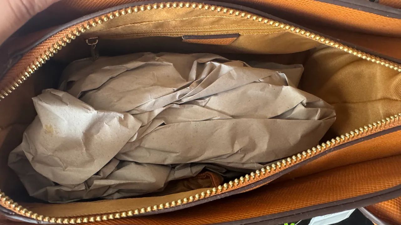 BOLSA SANTA LOLLA - NOVA, COM ETIQUETA  - Foto 3