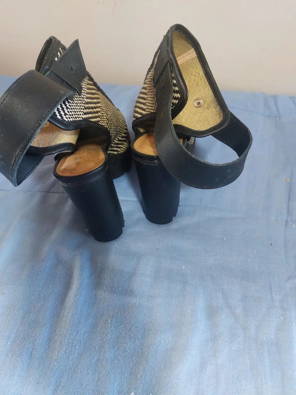 Sapatos feminino - Foto 4