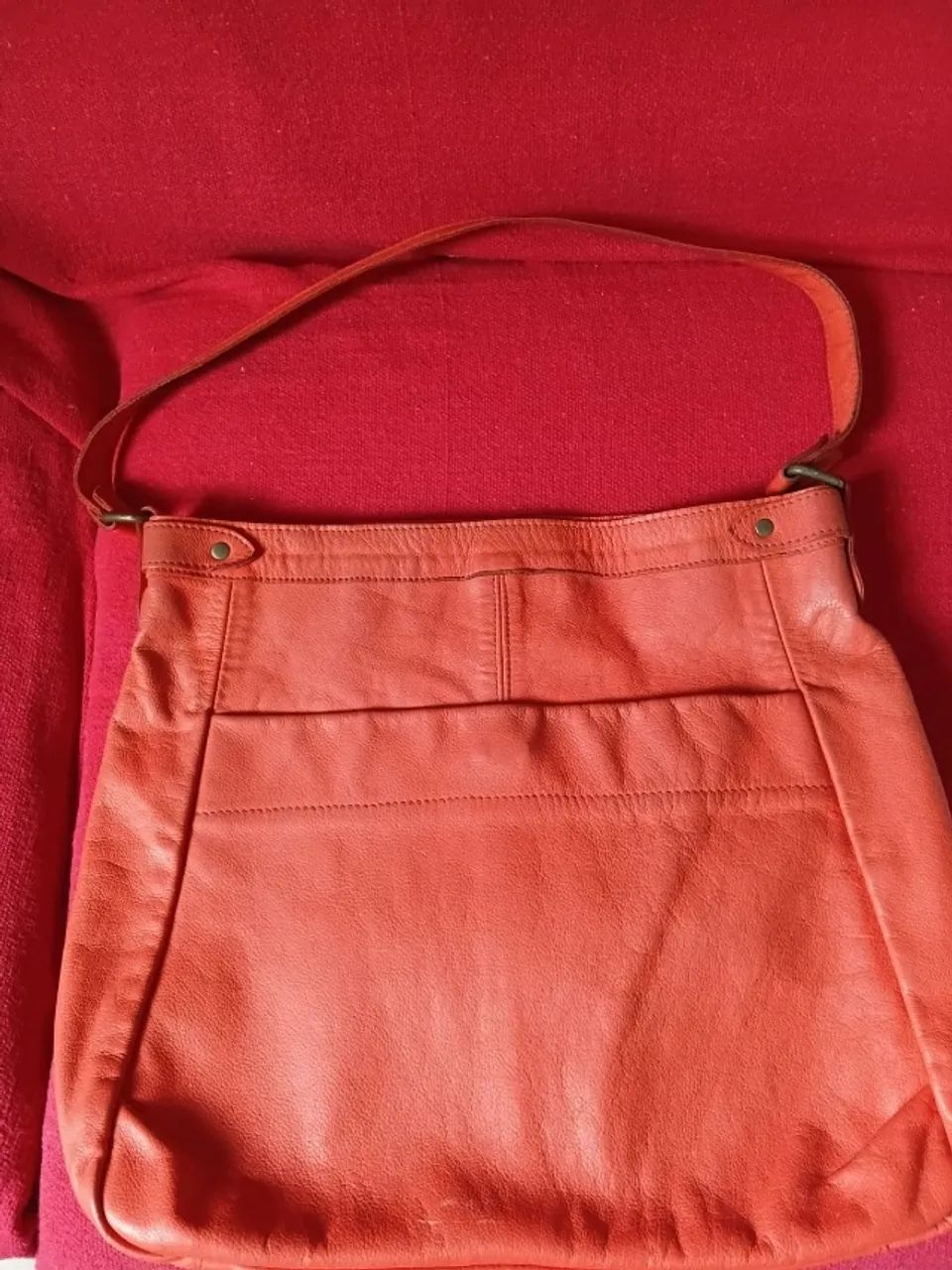BOLSA DE COURO LEGÍTIMO VIA MIQ