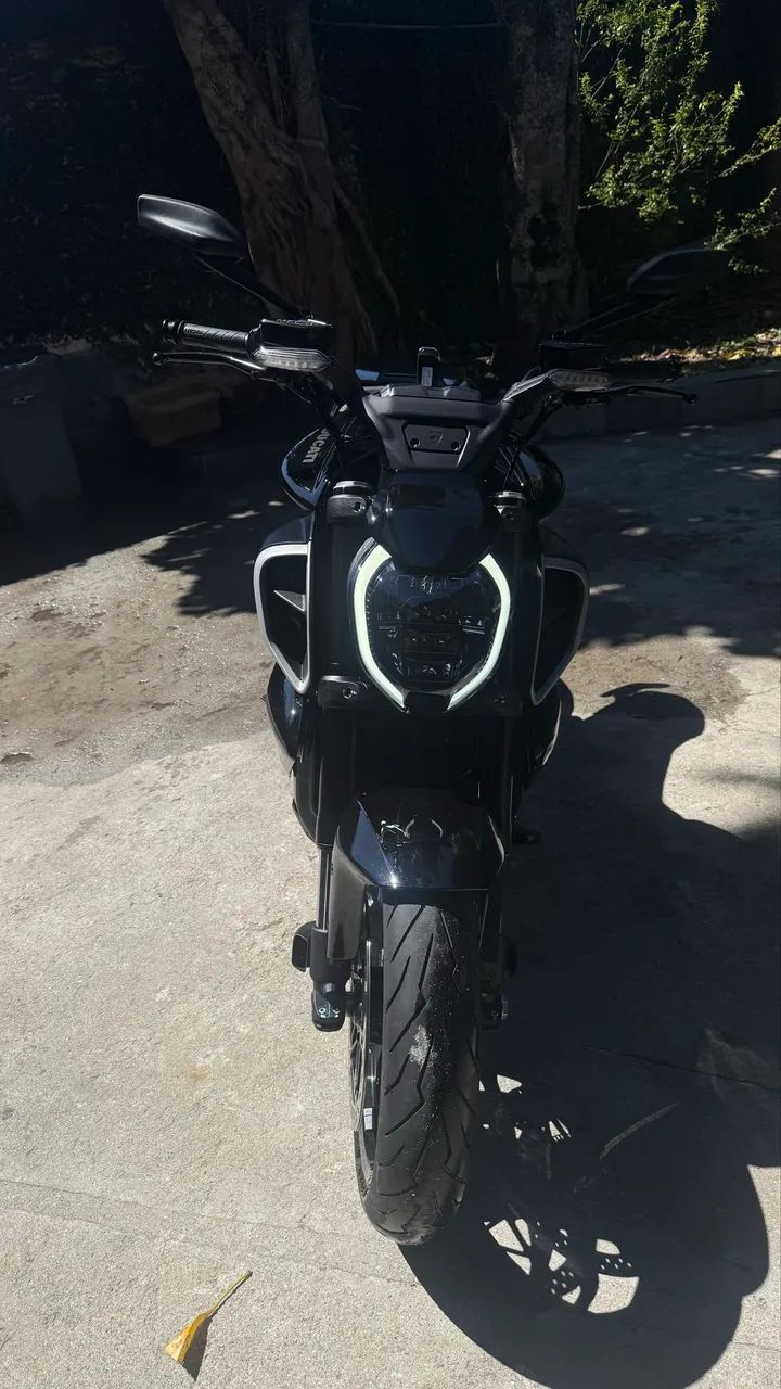DUCATI DIAVEL V4S 2025 - Foto 2