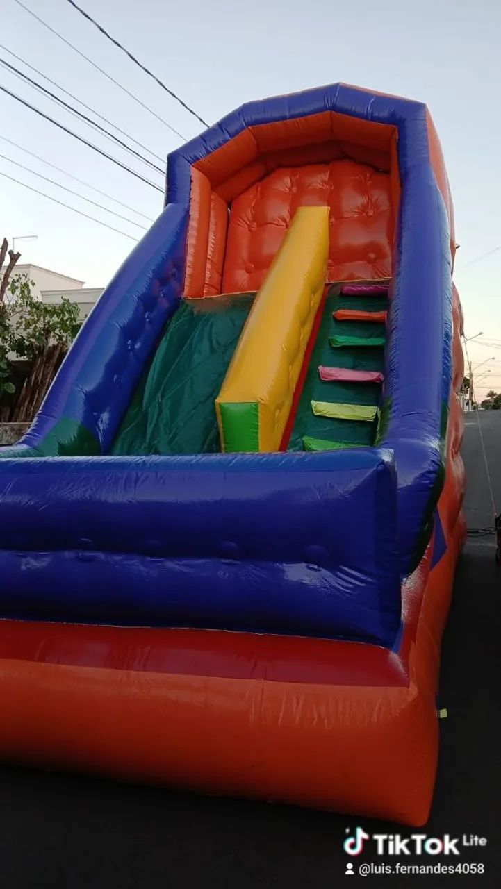 LOCAÇAO DE BRINQUEDOS 