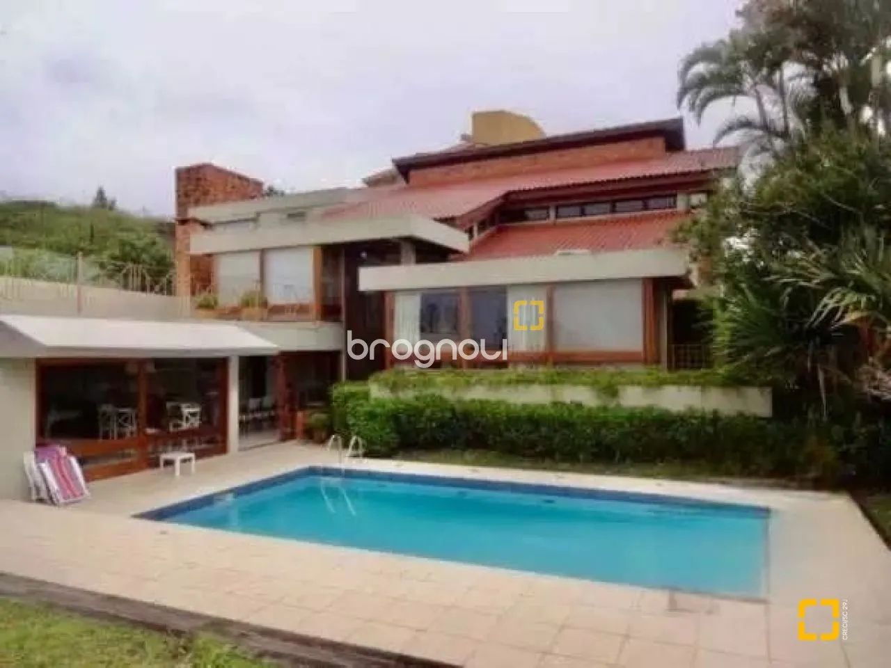 Casa com 3 suítes, piscina em Itaguaçú, Florianópolis.