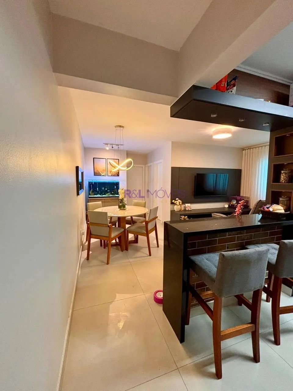Apartamento semi mobiliado, 58m2 - Kobrasol - São José - Foto 2