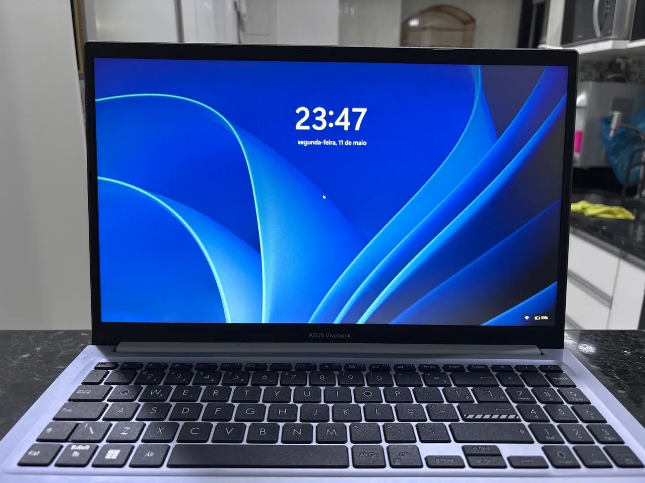 ASUS VivoBook