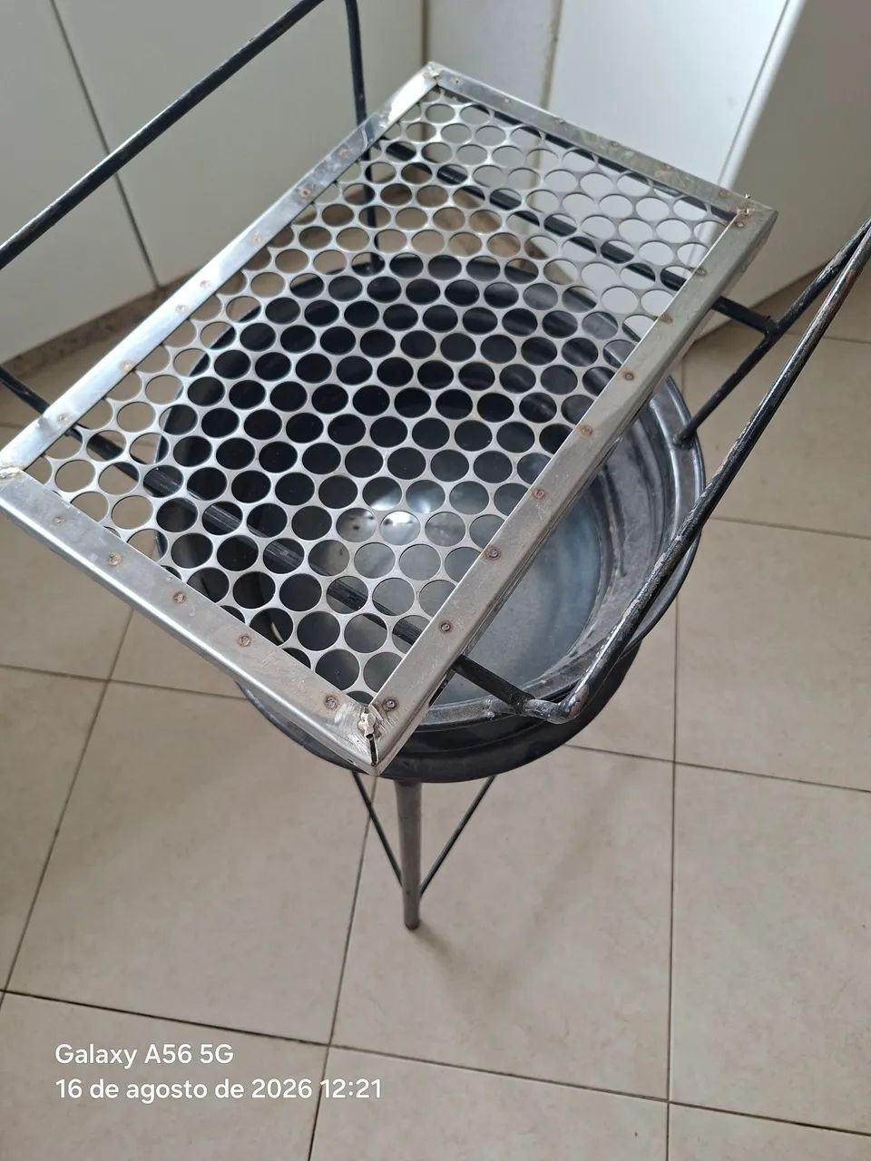 Churrasqueira de roda de carro  - Foto 4