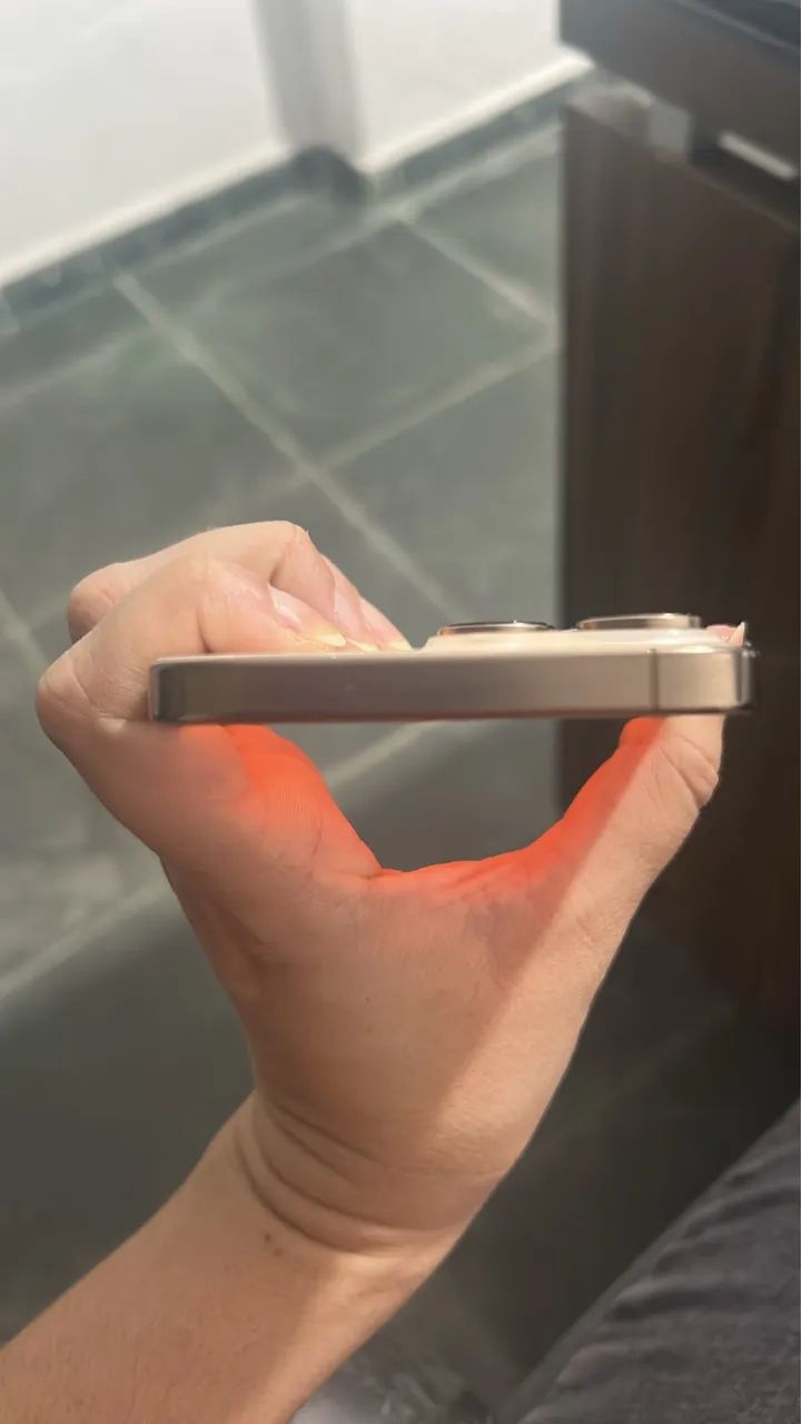 Iphone 16 Pro Max - Foto 4