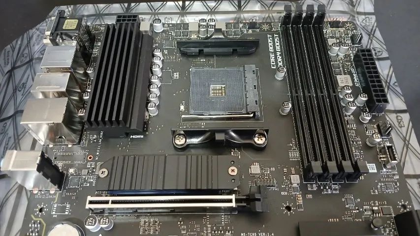 Placa Mãe MSI B550M PRO-VDH AMD AM4 - Foto 4