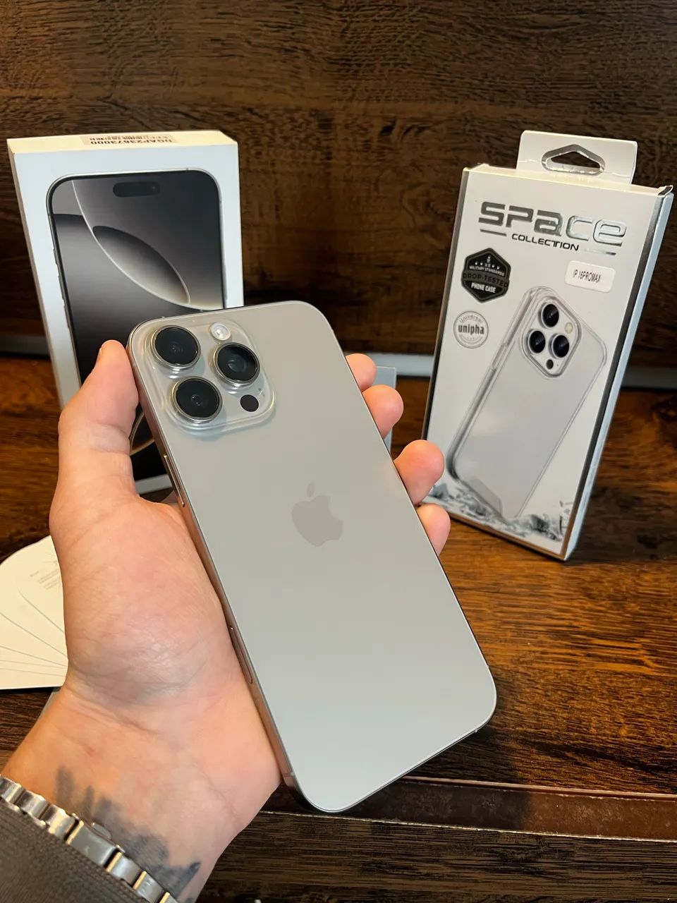 Iphone 16 PRO MAX - Foto 2