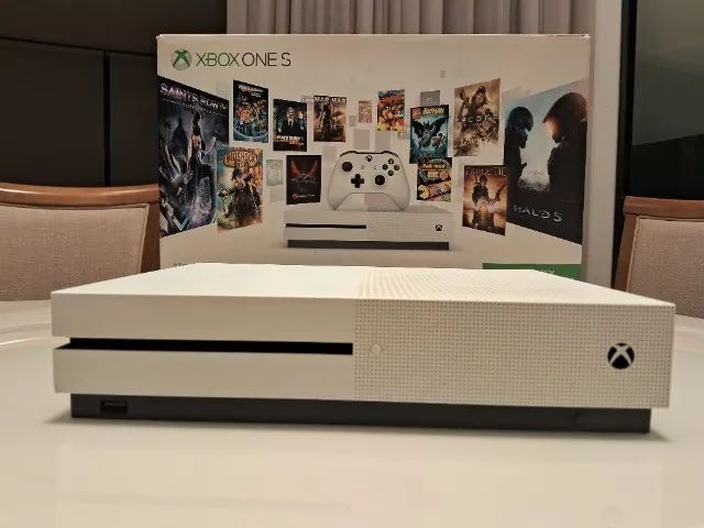 Xbox One S - 1TB