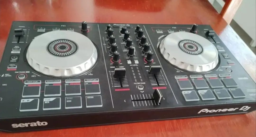 Controladora DDJ SB2 Pioneer  - Foto 3
