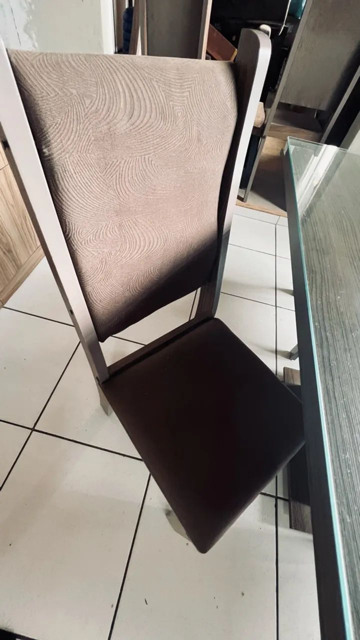Mesa com oito cadeiras - Foto 5