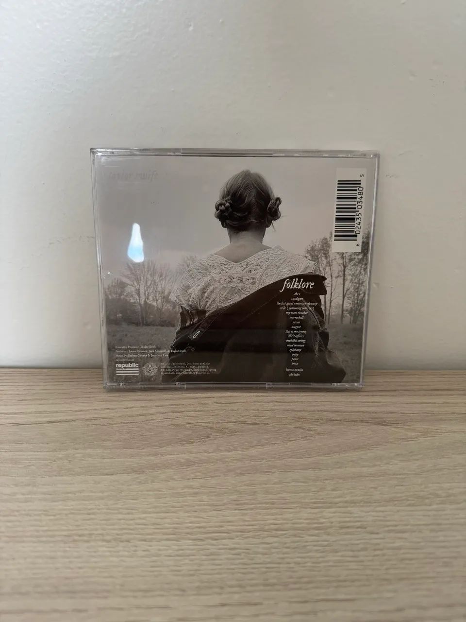 CD autografado Taylor Swift folklore - Foto 4