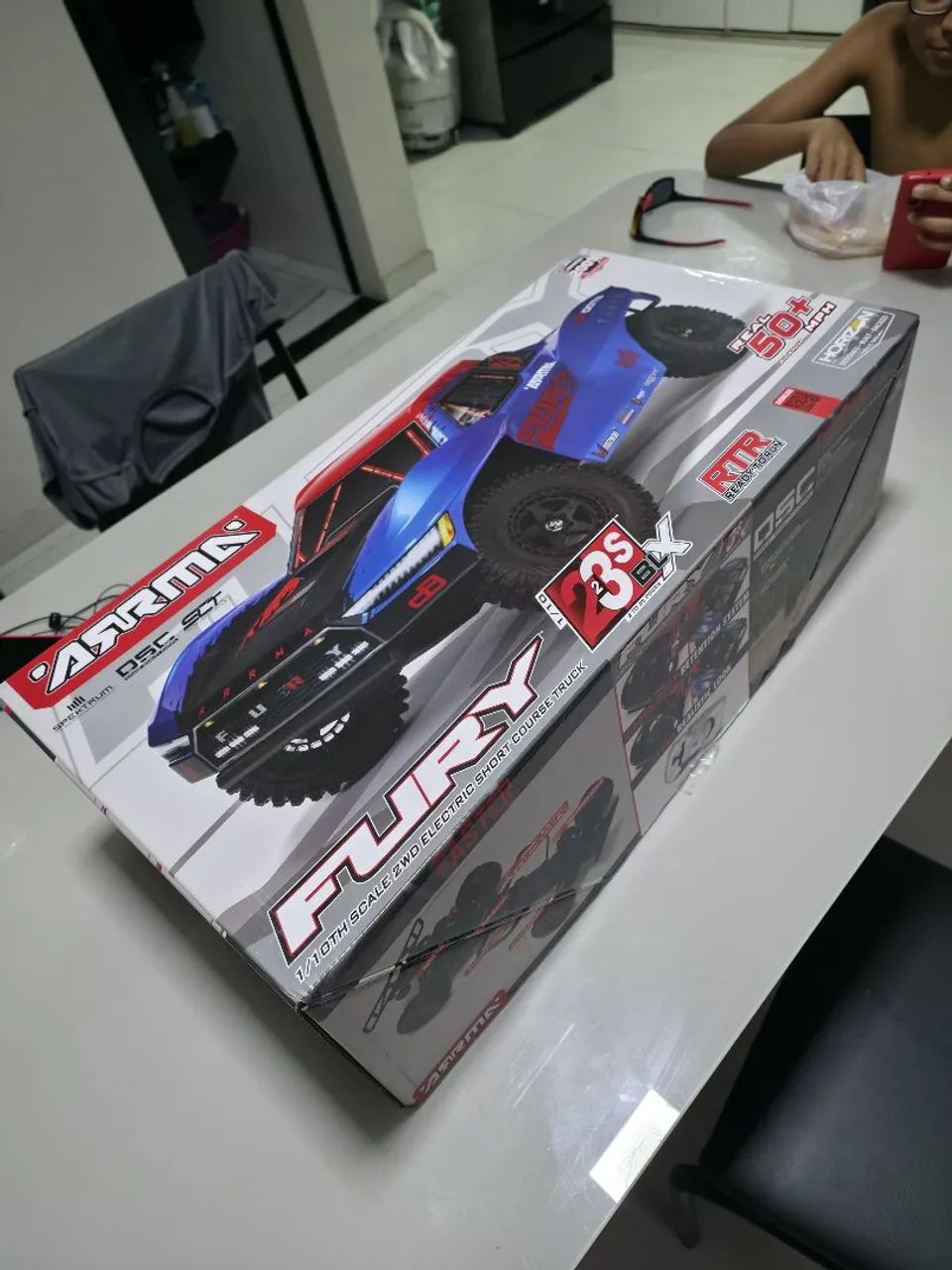 Automodelo arrma fury 223s