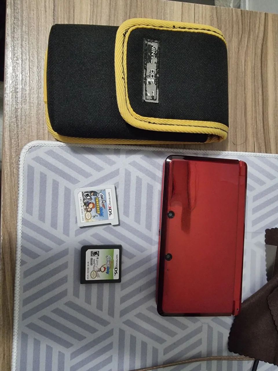 3ds desbloqueado com case e jogos 