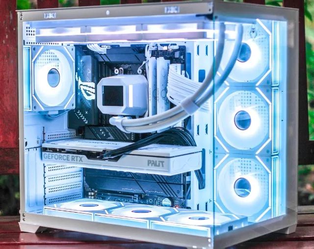 7800X3D - 32GB - RTX 5070 - Foto 2