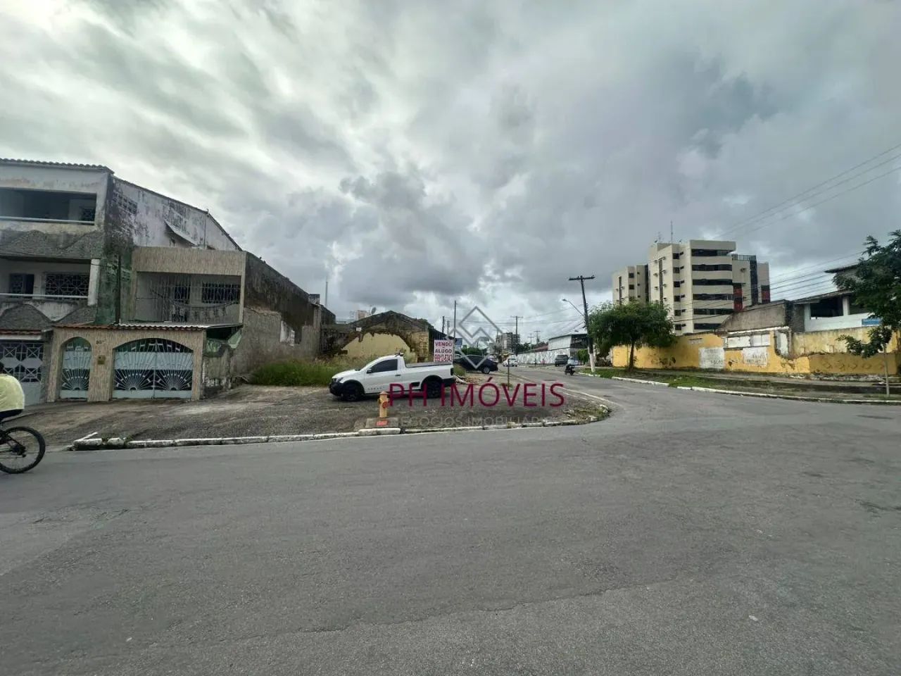 Terreno com 164m², localizada no bairro do Farol - Foto 2