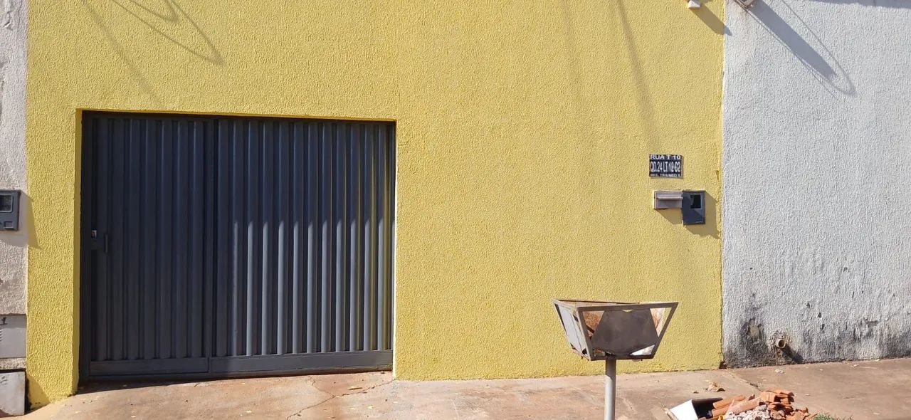 VENDOS DUAS CASAS