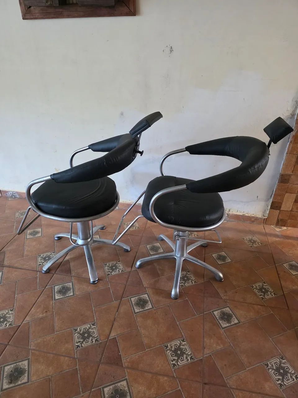 2 CADEIRA HIDRÁULICA  - Foto 3