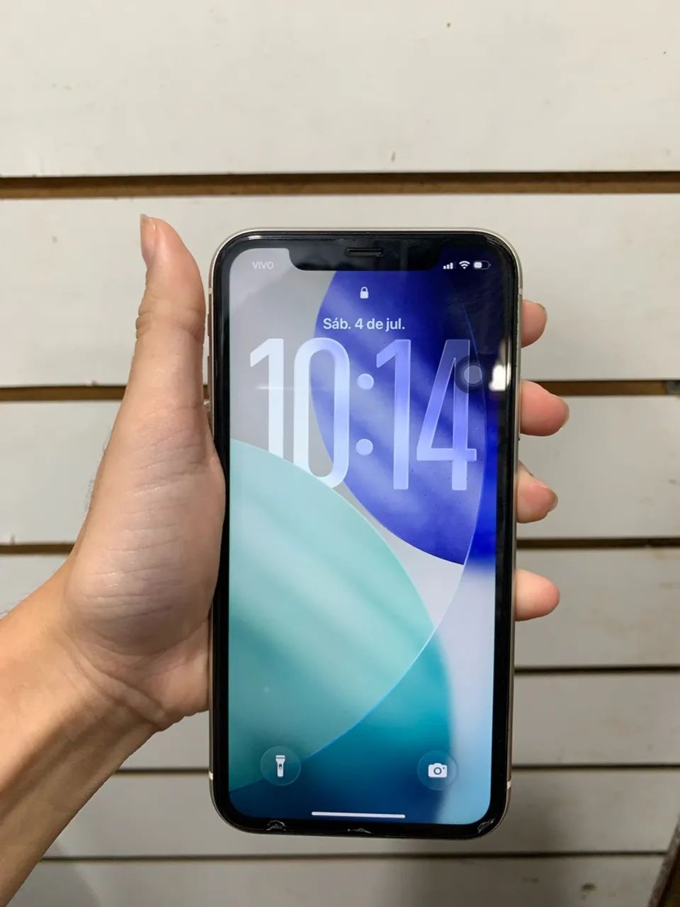 IPHONE 11 BRANCO 128GB - ÚNICA DONA - Foto 2