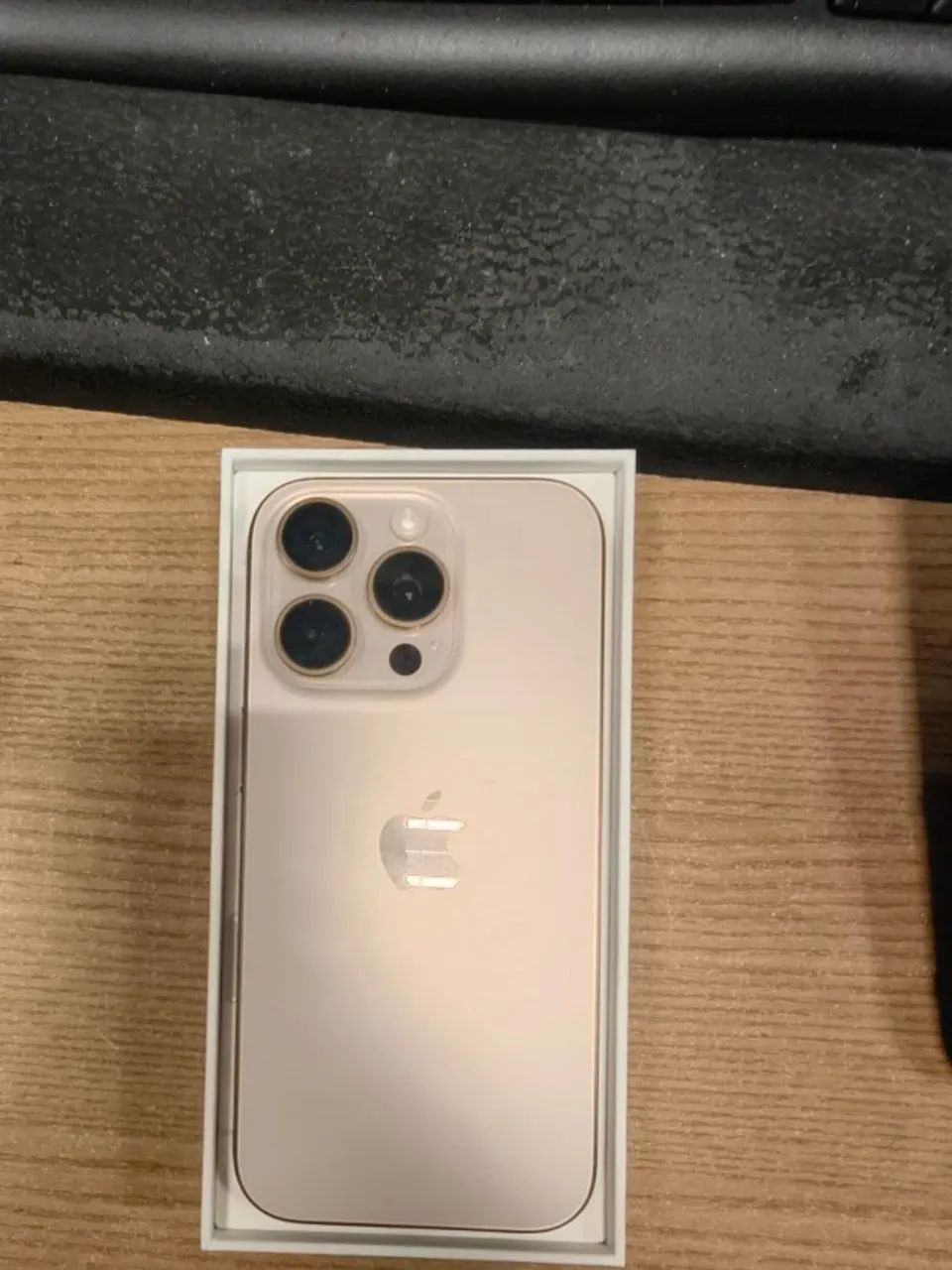 iPhone 16 Pro 1TB Desert Titanium - Foto 2