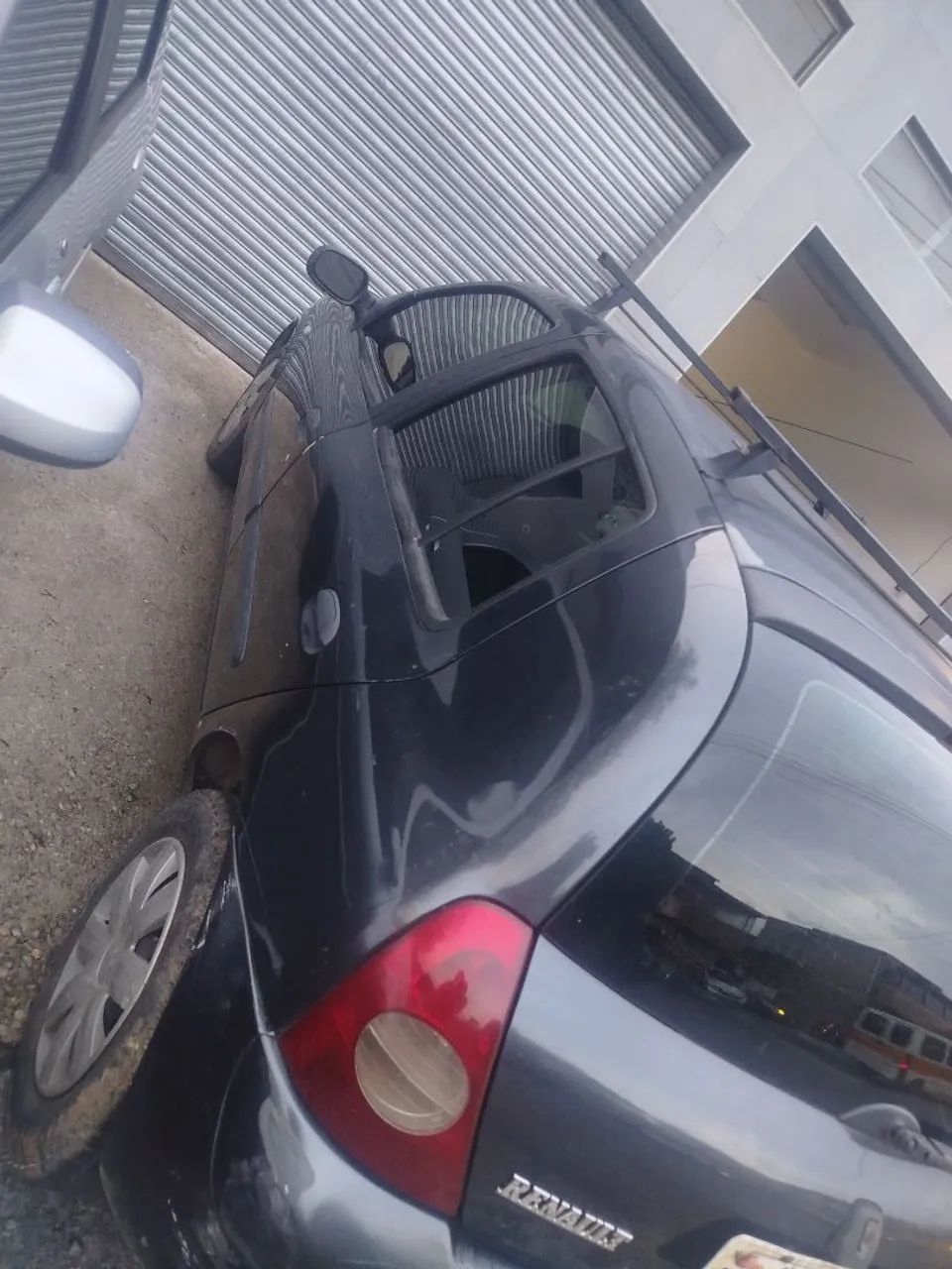 Renault Clio RT/ Privilège 1.6 16V 5P 2004