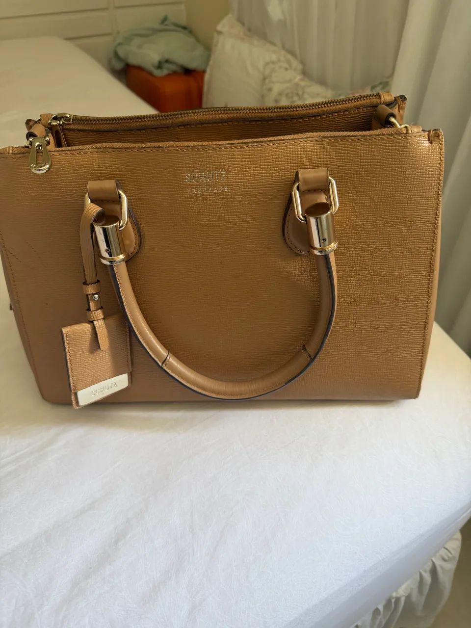 Bolsa Schutz Caramelo  - Foto 2