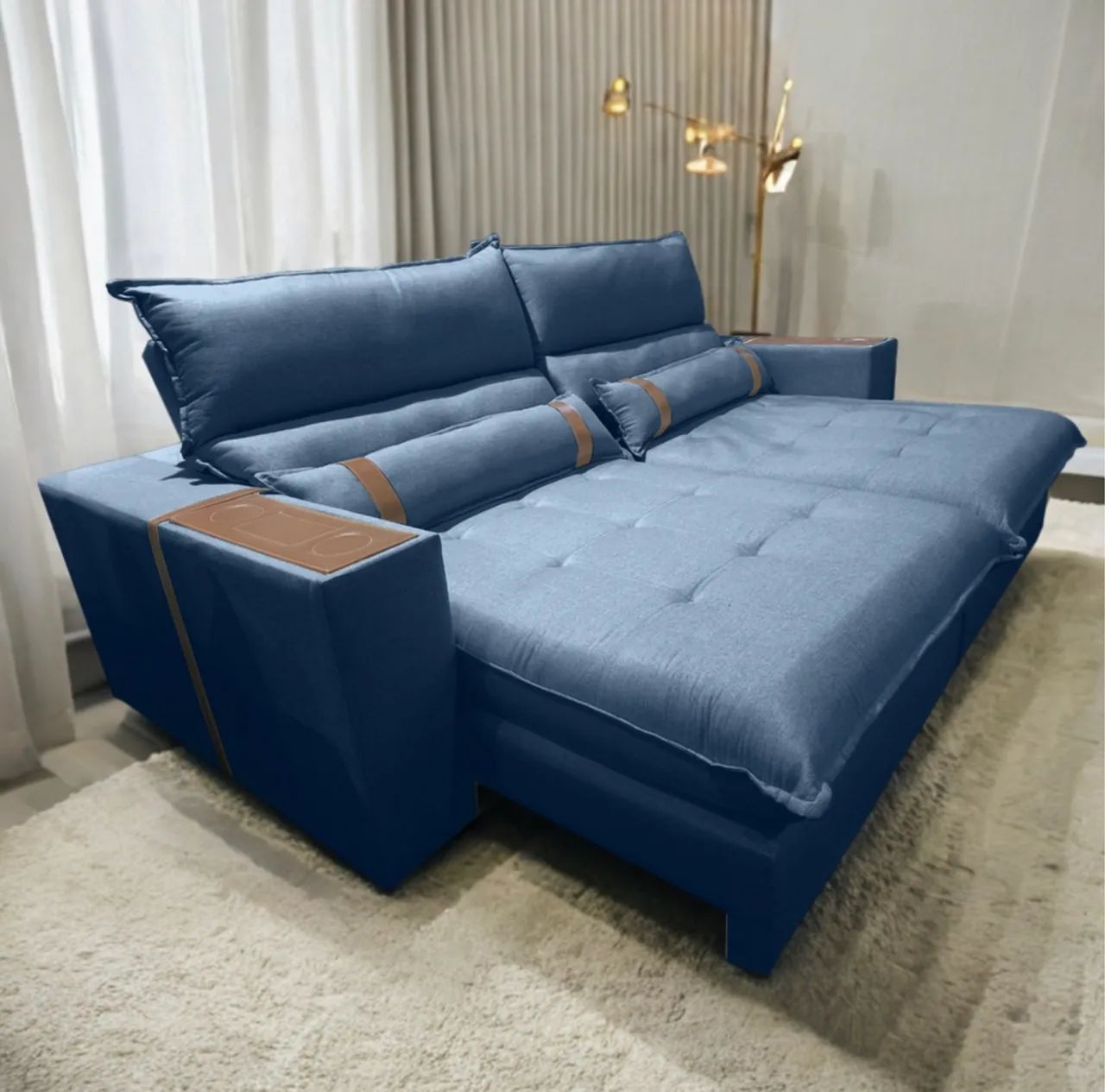 Sofá Retrátil e Reclinável Ravello - Sofisticação e Design Exclusivo em Linho