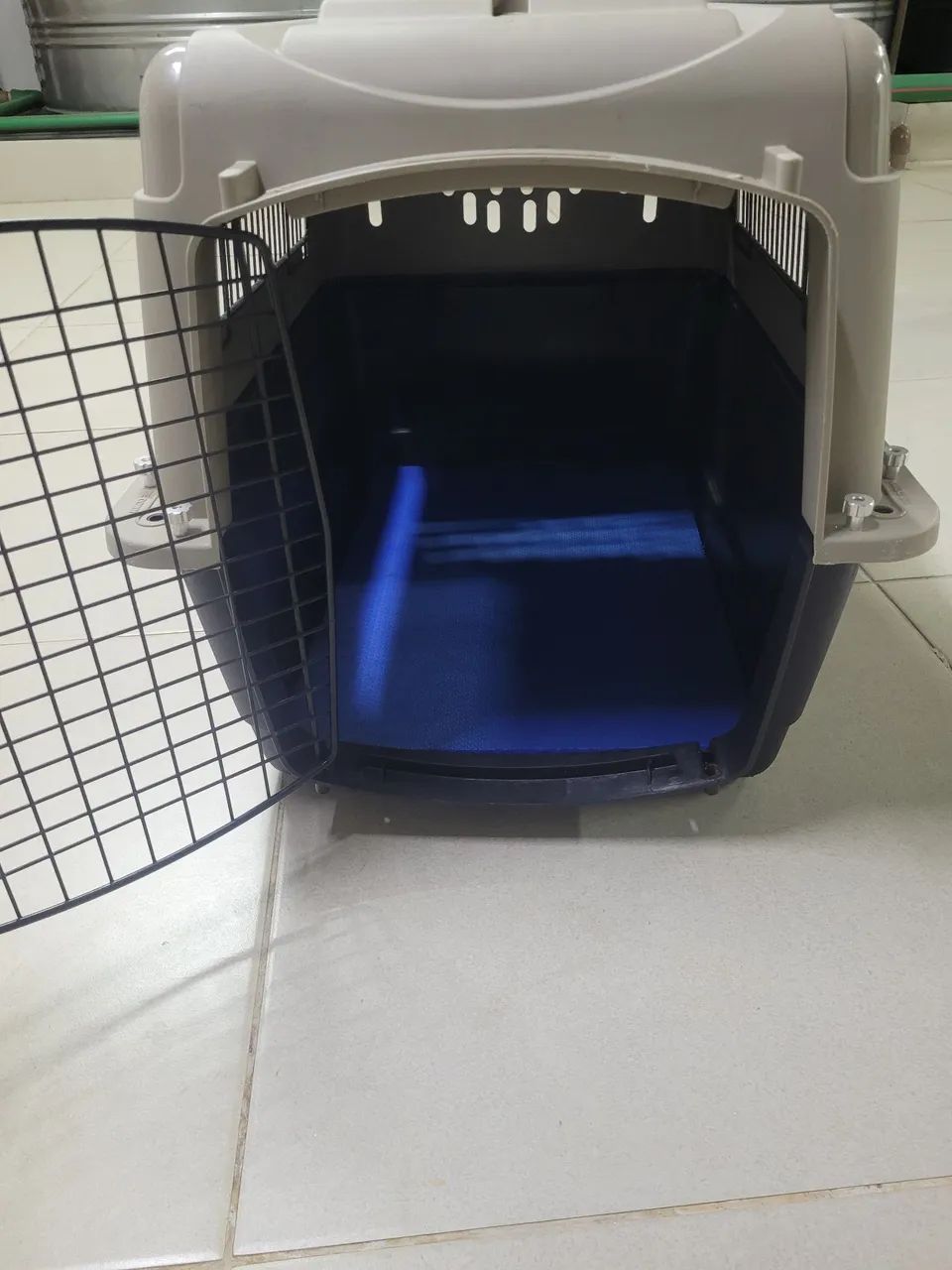 Caixa de transporte  cachorro ? 