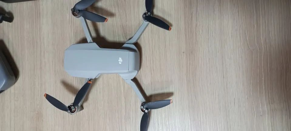 DJI Mini 2 Fly More Combo Completo com 3 Baterias - Foto 3