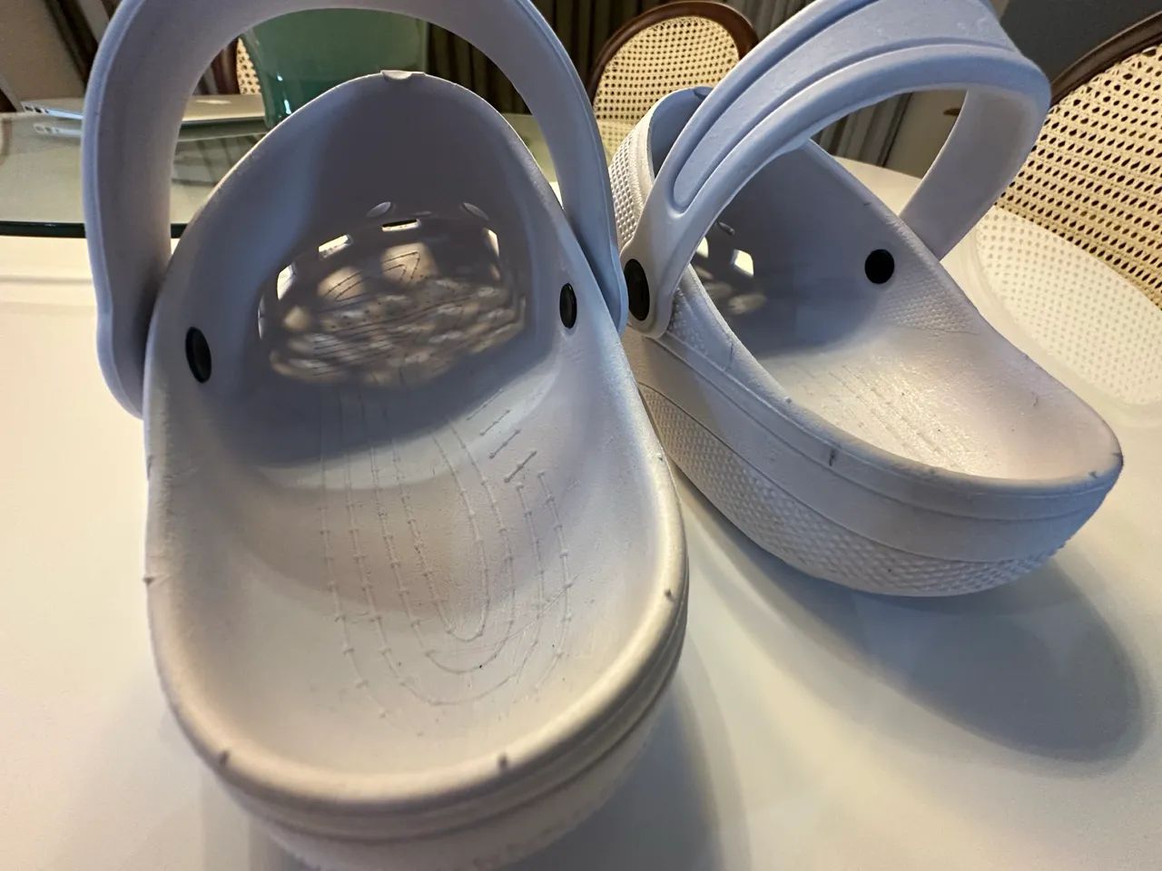 CROCS Sandalia estilo crocs nova - Foto 4