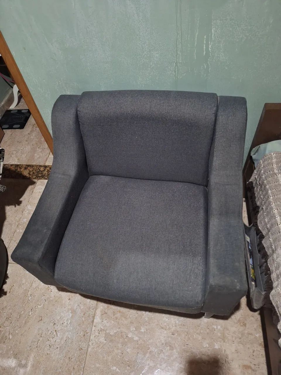 Vendo Poltrona Cinza. - Foto 2