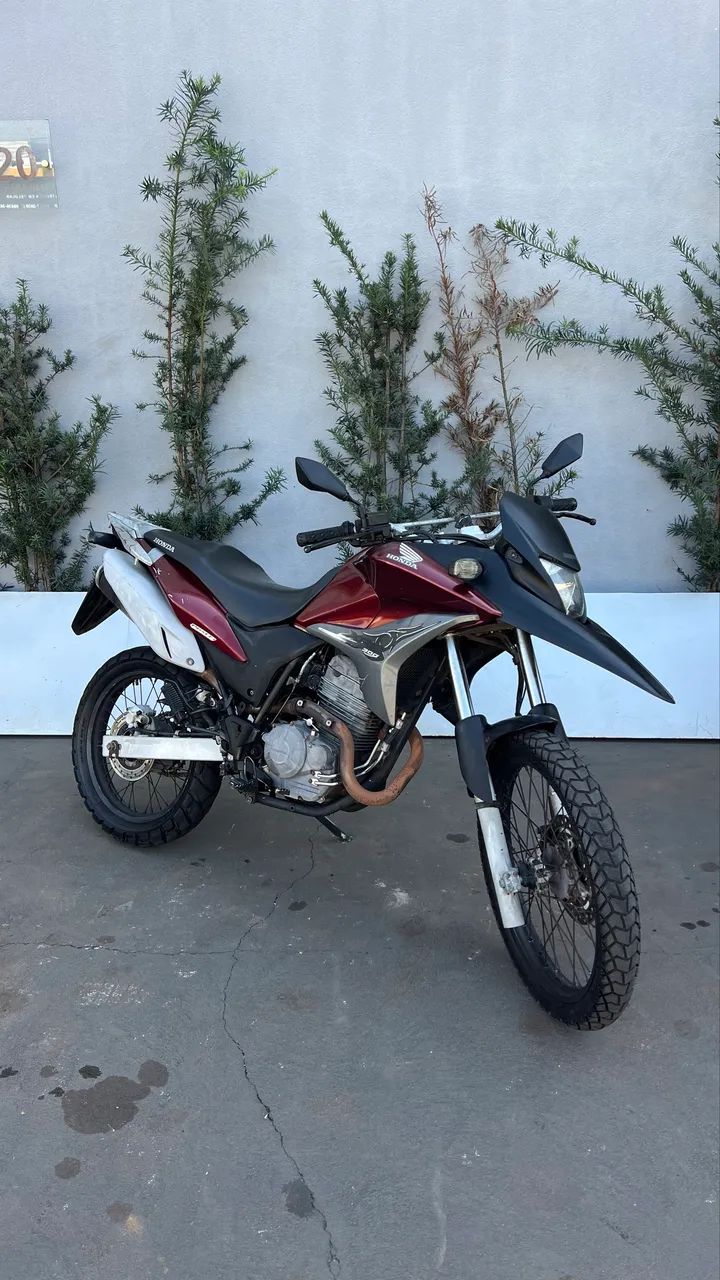 XRE 300 - 2011