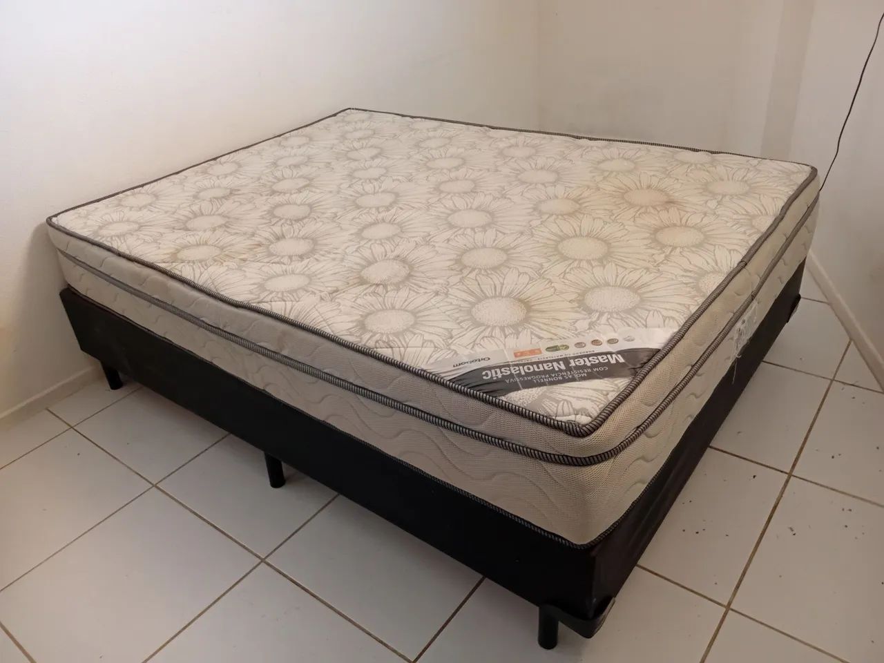 Cama box