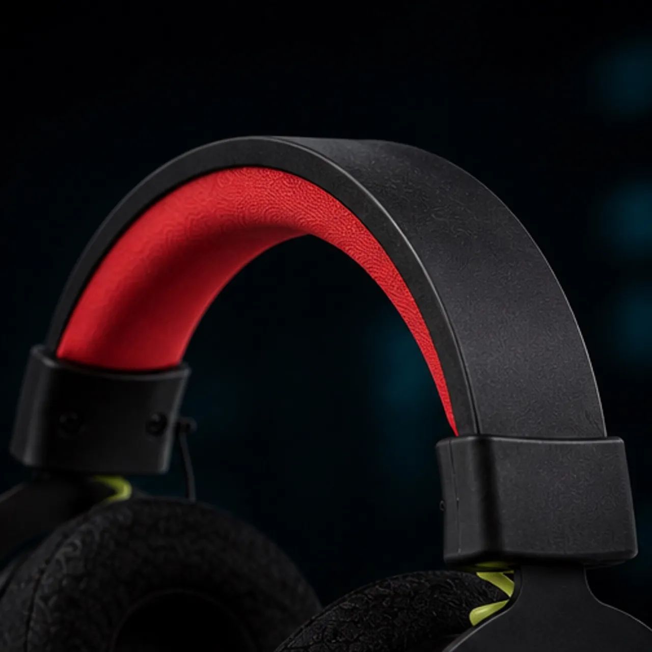 Headset Gamer Redragon Zeus Pro Wireless 7.1  - Foto 2