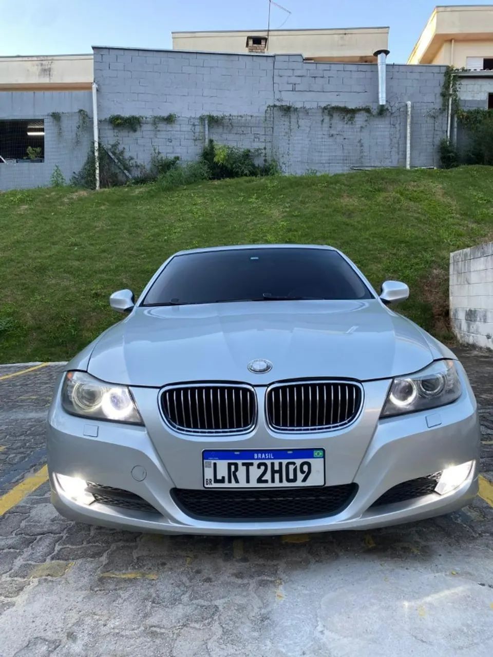 BMW 320I A 2010