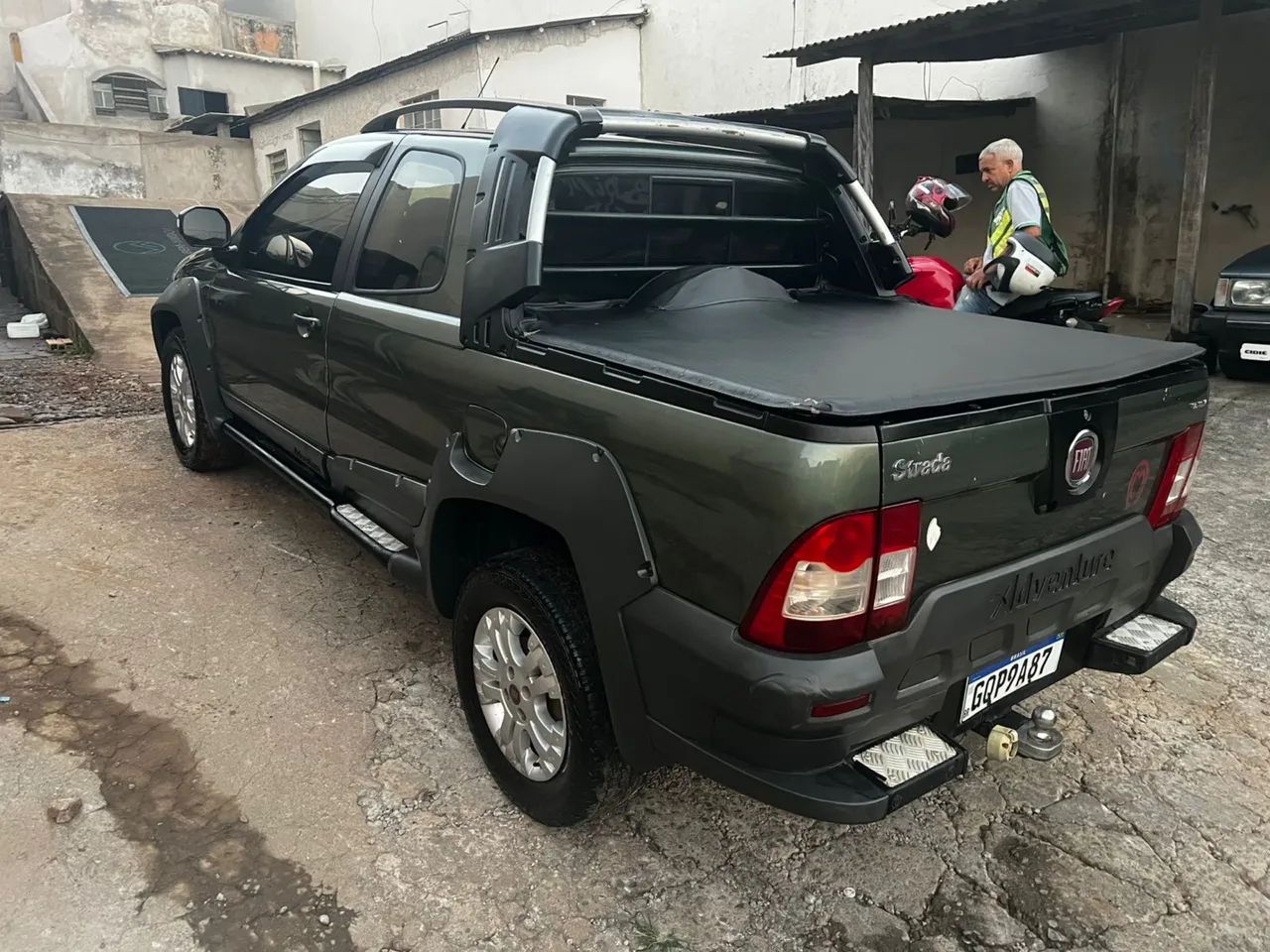 Fiat Strada Adventure1.8/ 1.8 Locker Flex CD 2012 - Foto 4