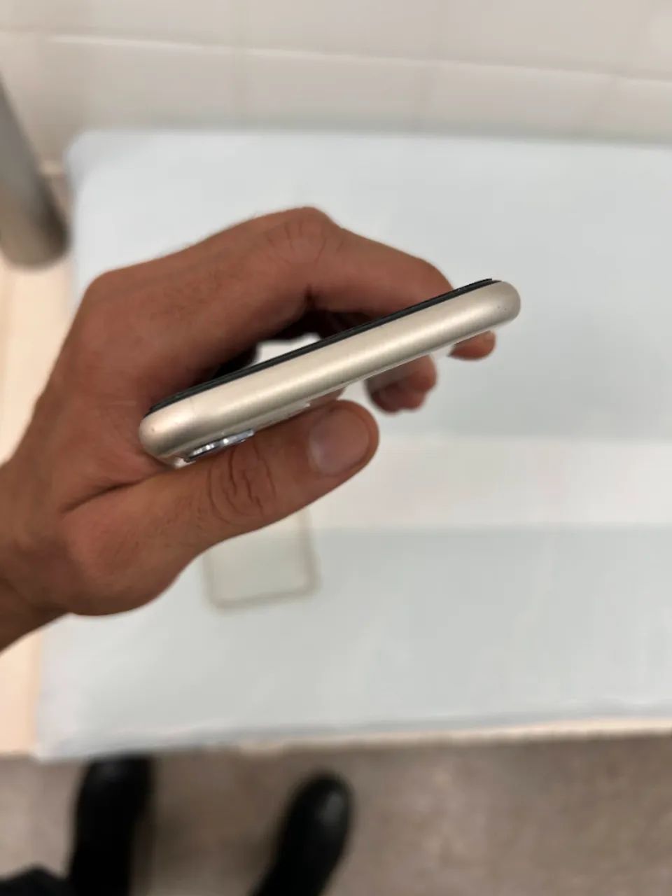 IPHONE 11 - 128GB - TODO ORIGINAL - Foto 4